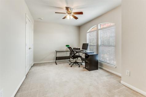 6901 Aberdeen Drive Garland TX 75044