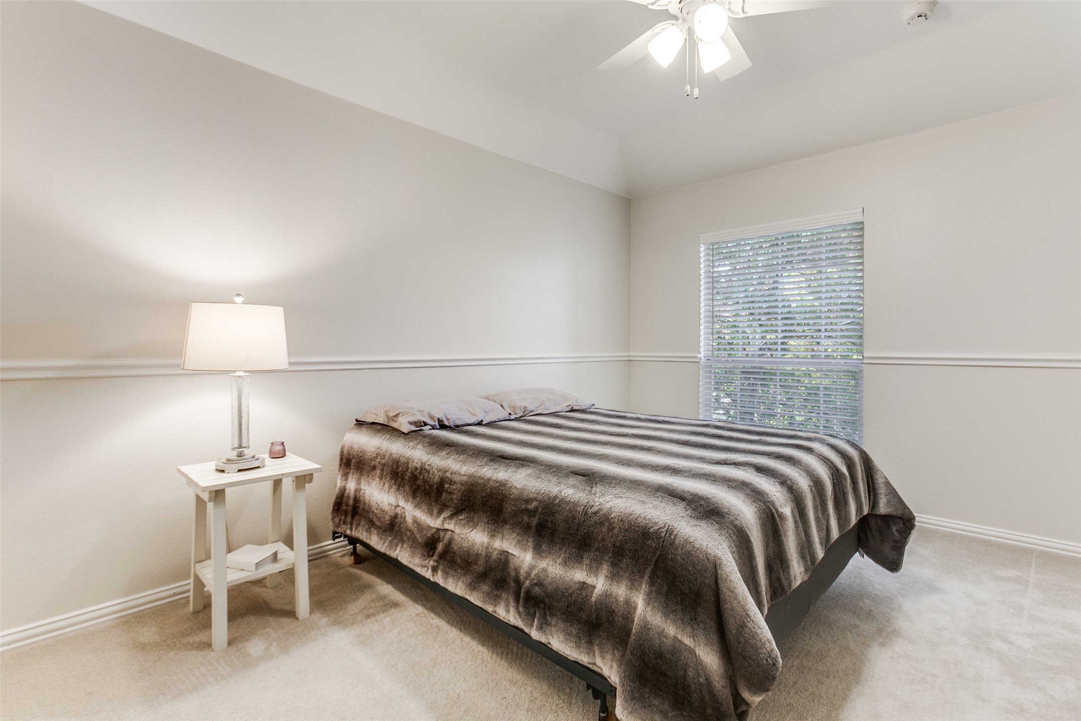 6901 Aberdeen Drive Garland TX 75044