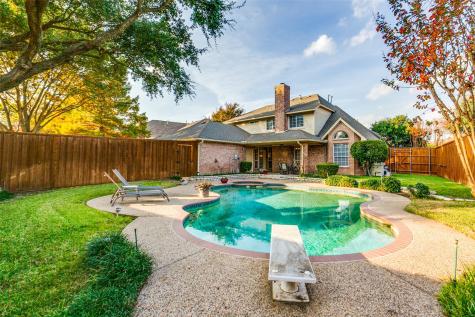 6901 Aberdeen Drive Garland TX 75044