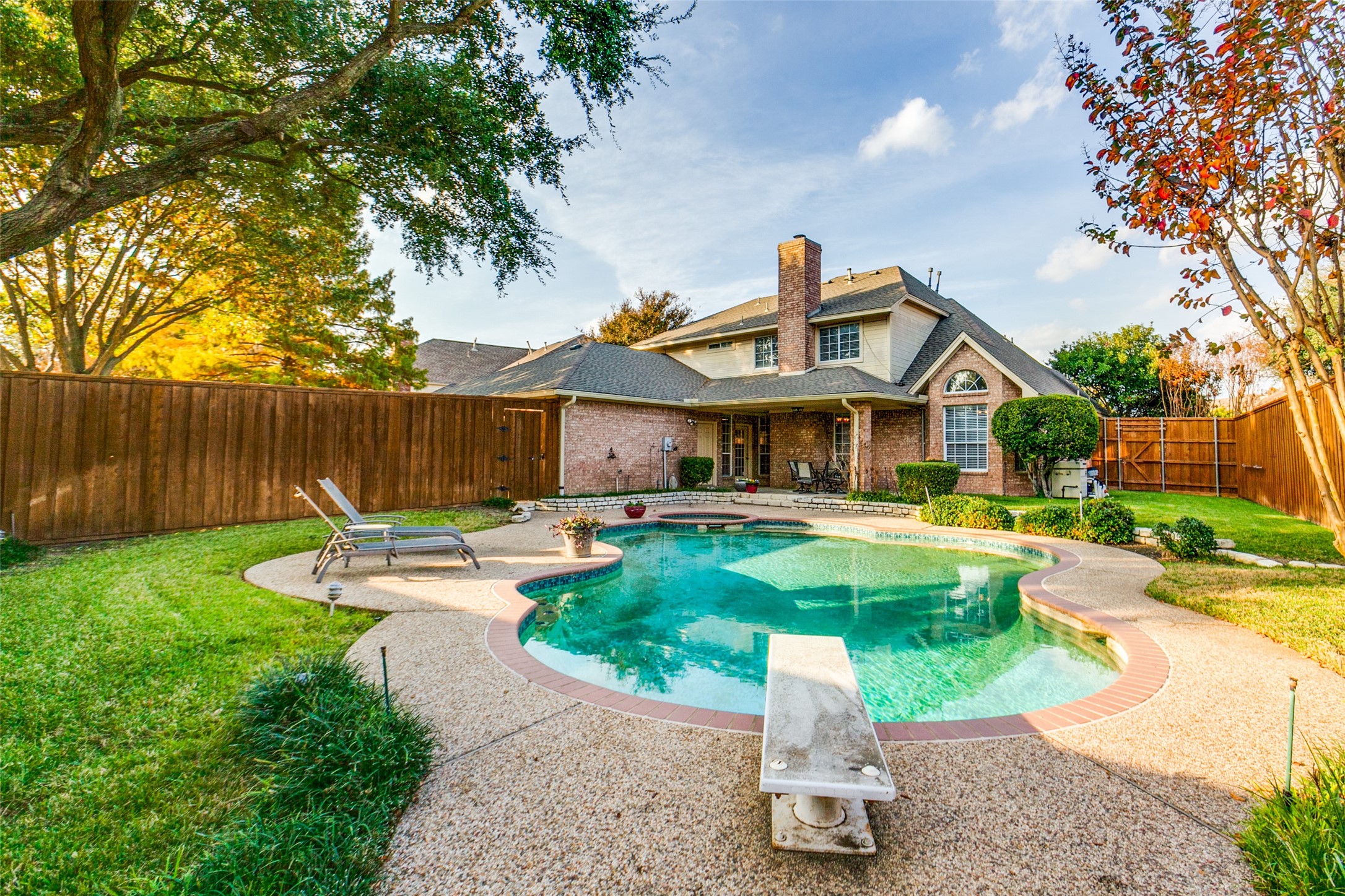 6901 Aberdeen Drive Garland TX 75044