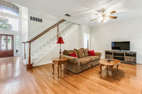 6901 Aberdeen Drive Garland TX 75044