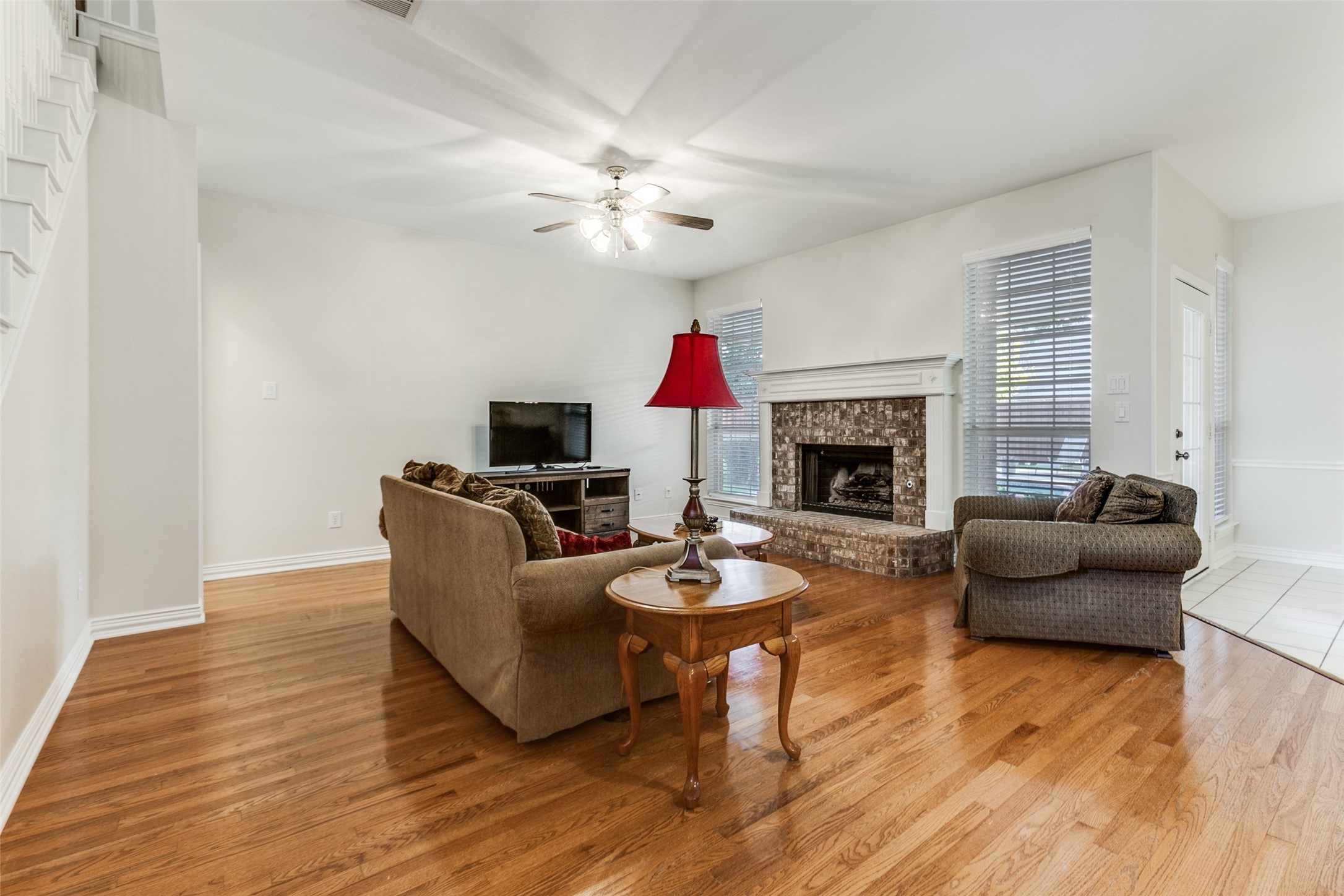 6901 Aberdeen Drive Garland TX 75044