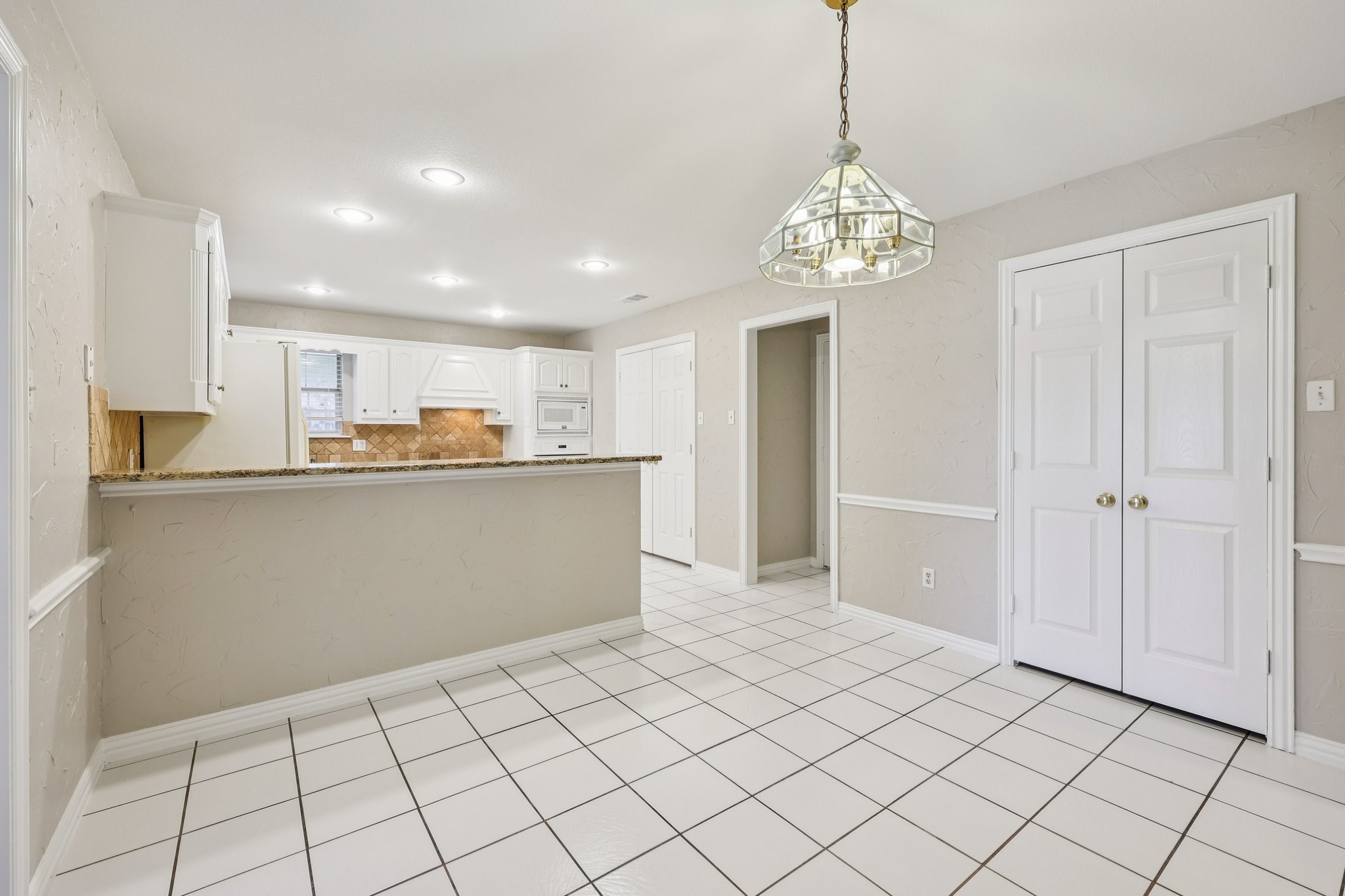 1377 Lone Star Boulevard Talty TX 75160