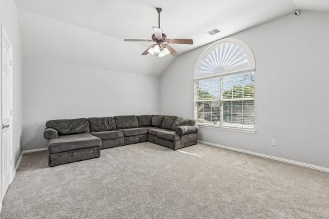 825 Hillside Drive Mckinney TX 75071
