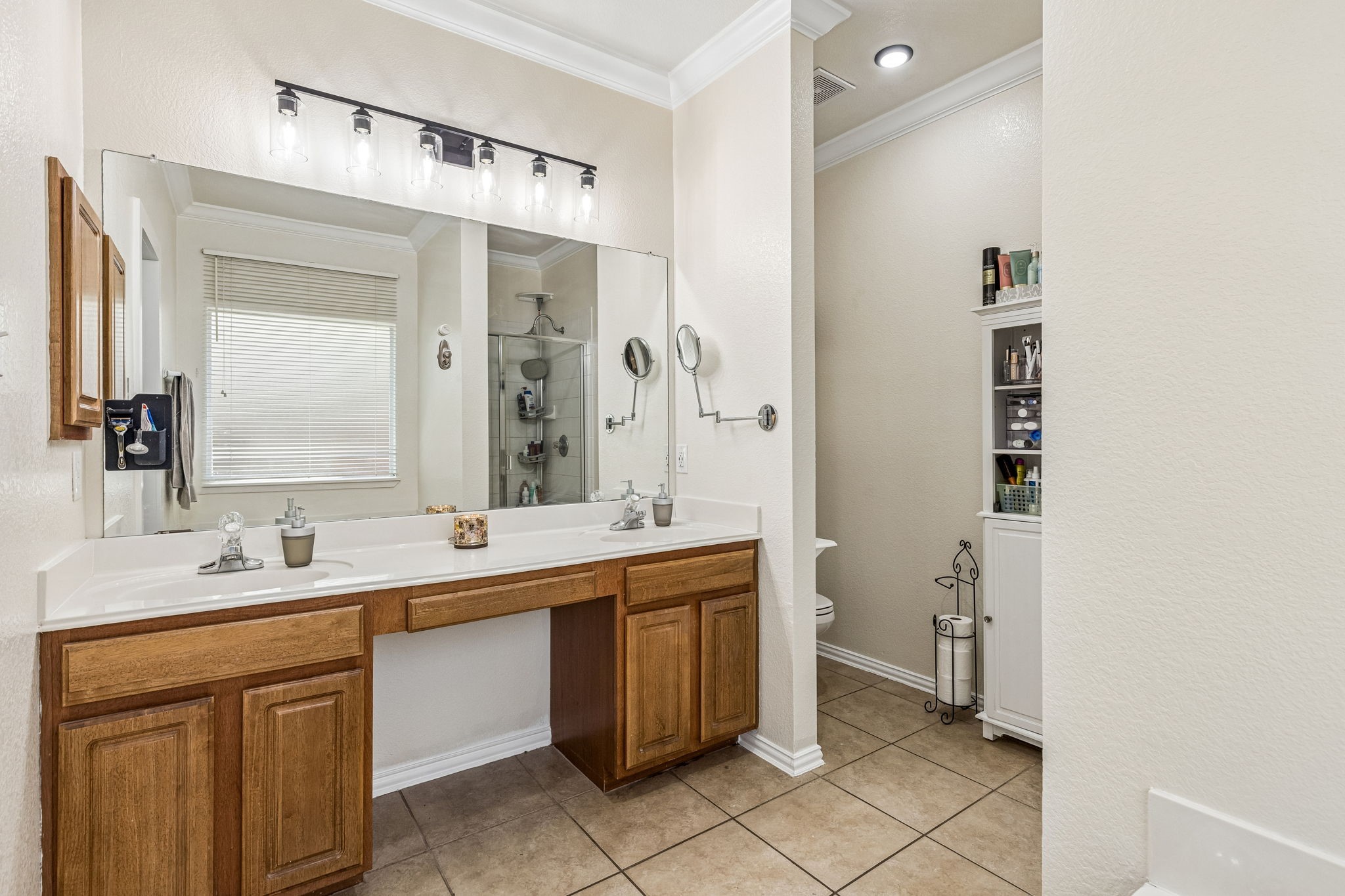 825 Hillside Drive Mckinney TX 75071