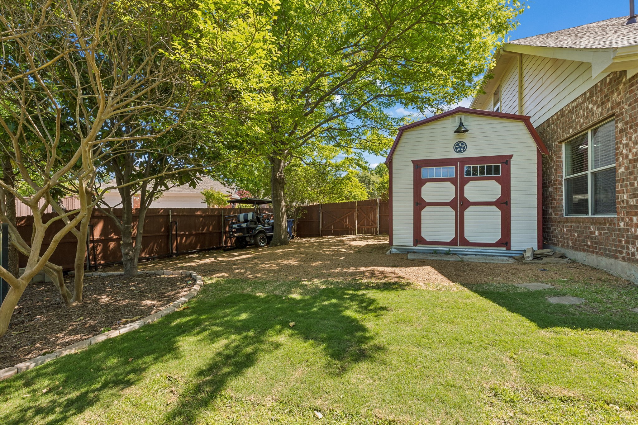 825 Hillside Drive Mckinney TX 75071