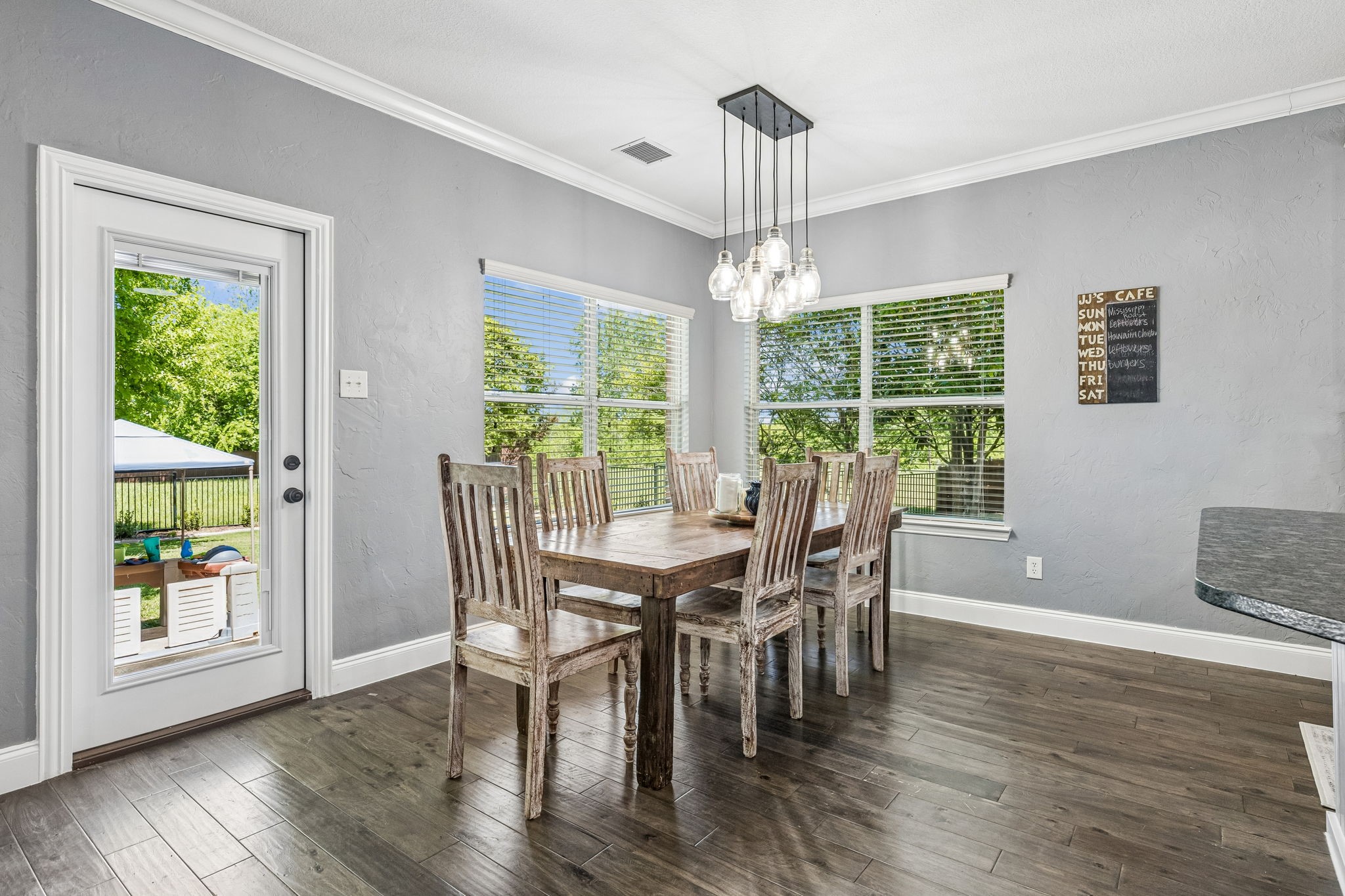 825 Hillside Drive Mckinney TX 75071