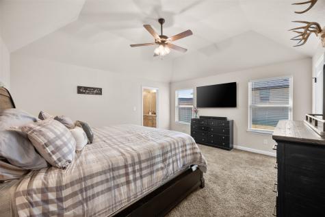 209 Bayless Avenue Godley TX 76044