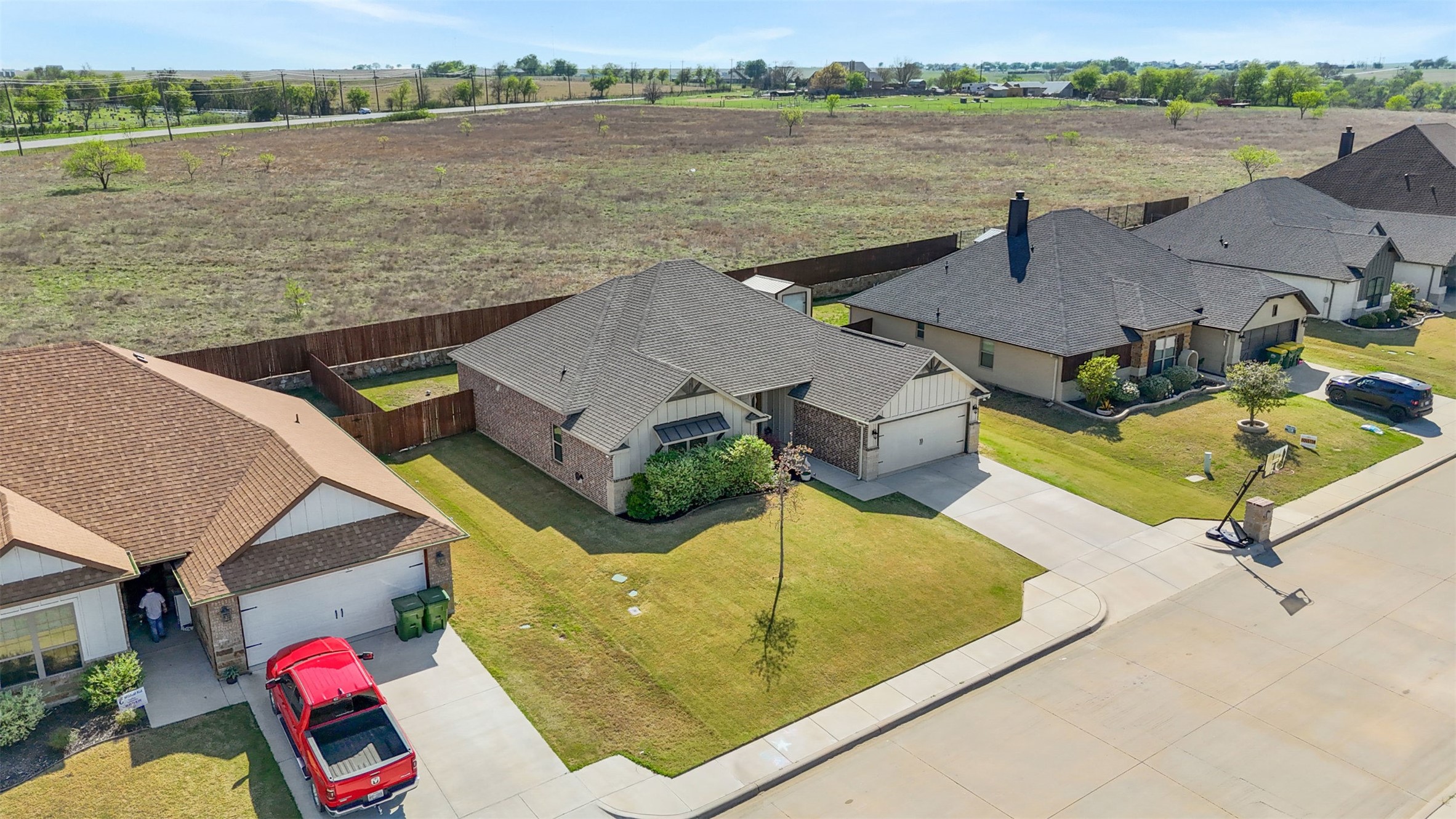 209 Bayless Avenue Godley TX 76044