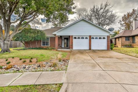 4100 Kelly Glenn Lane Arlington TX 76017