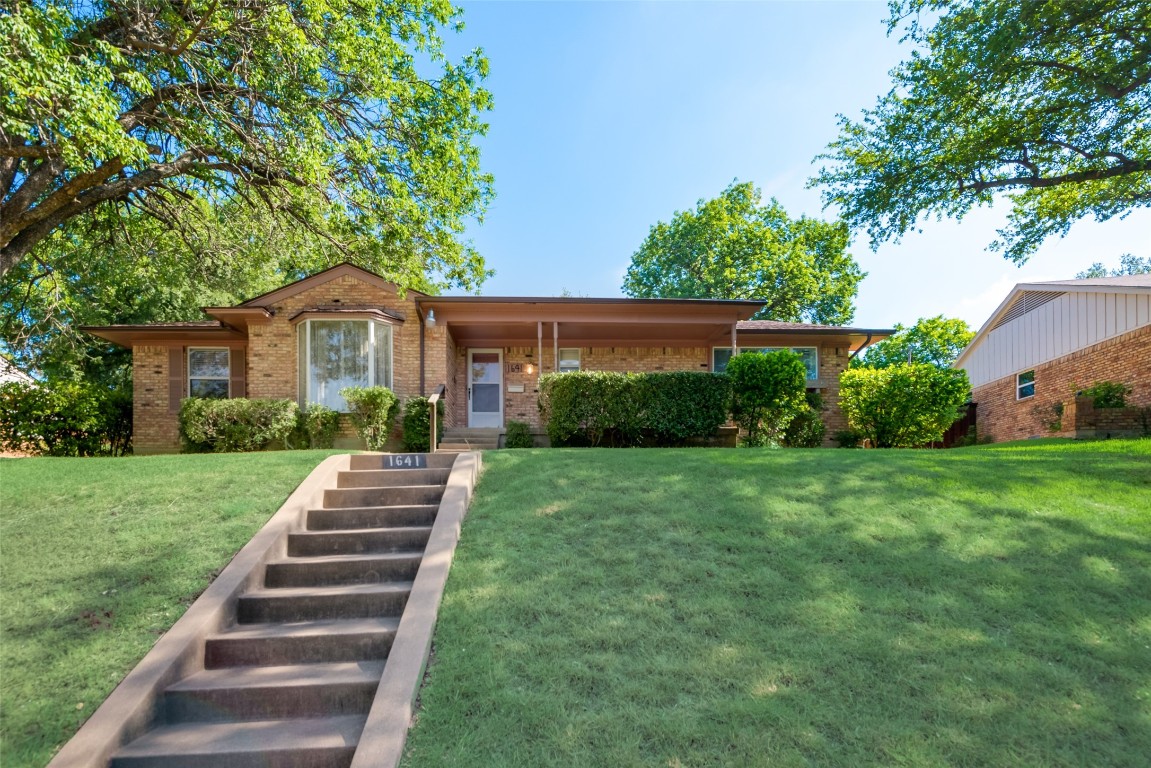 1641 Trailridge Drive Dallas TX 75224