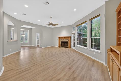 1501 Wyndmere Drive Desoto TX 75115