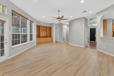 1501 Wyndmere Drive Desoto TX 75115