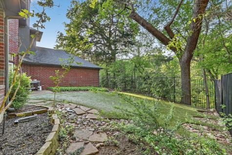 1501 Wyndmere Drive Desoto TX 75115