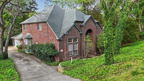 1501 Wyndmere Drive Desoto TX 75115