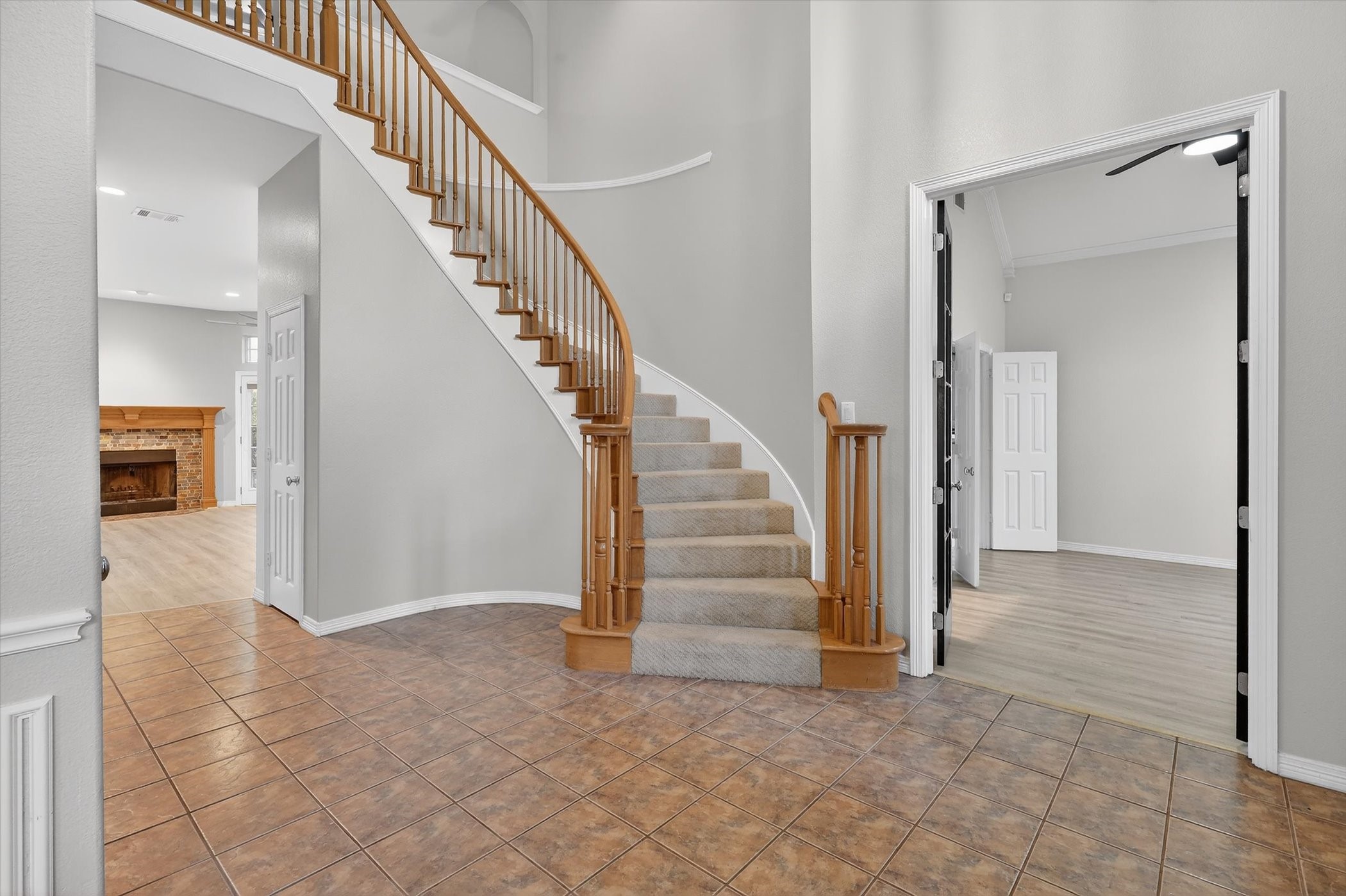 1501 Wyndmere Drive Desoto TX 75115
