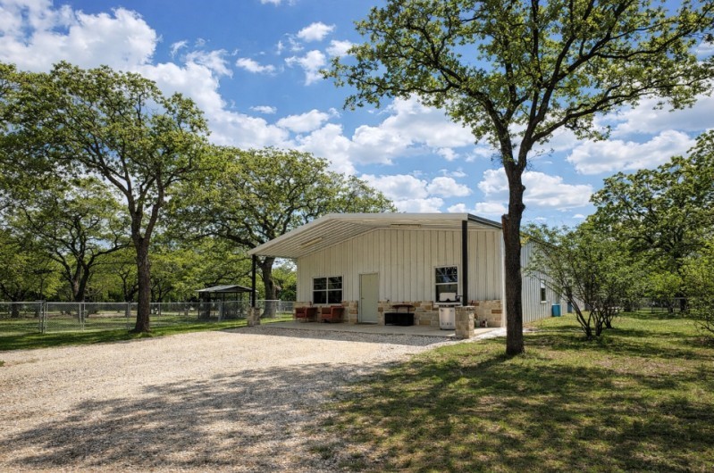 7355 County Road 456 Stephenville TX 76401