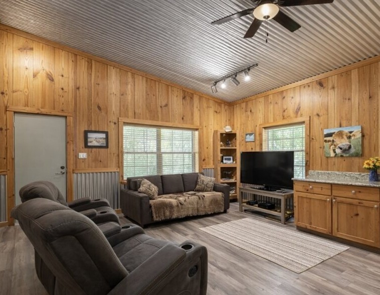 7355 County Road 456 Stephenville TX 76401