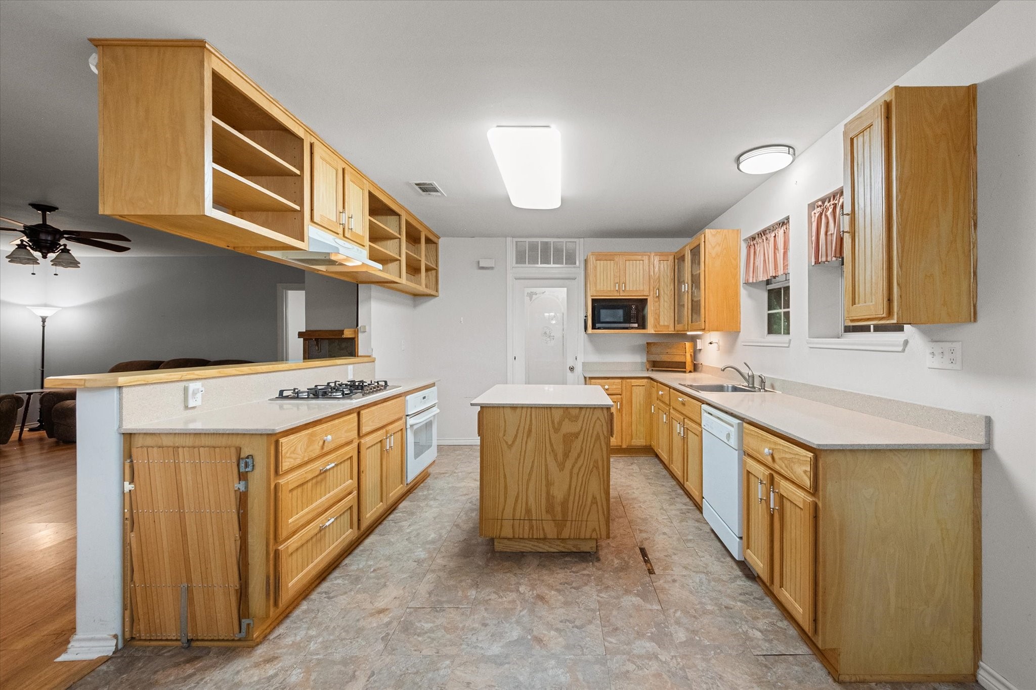 331 Fcr 1241 Fairfield TX 75840
