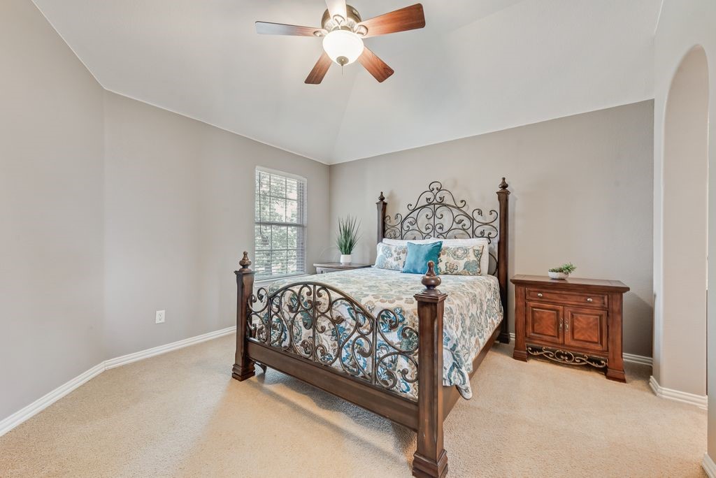 5724 Almond Lane Fort Worth TX 76244