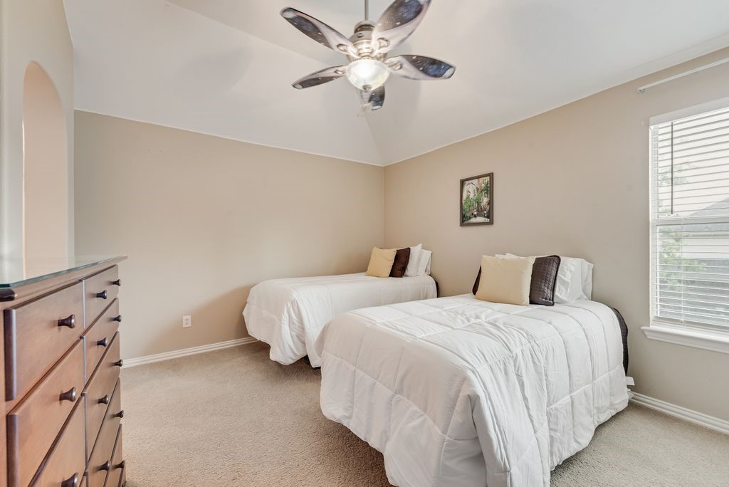 5724 Almond Lane Fort Worth TX 76244