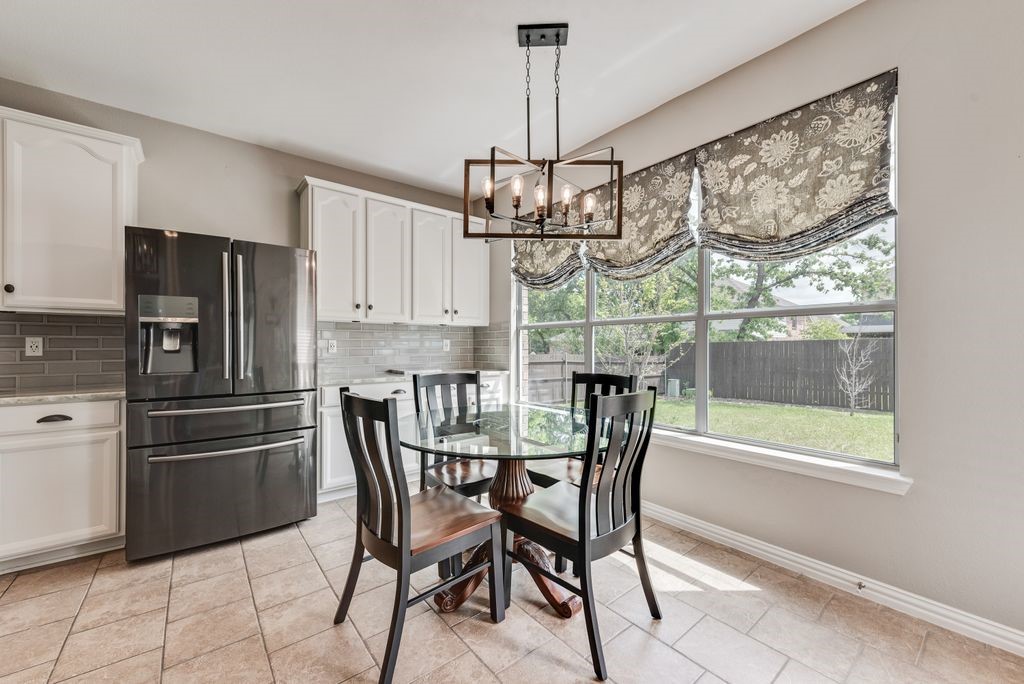 5724 Almond Lane Fort Worth TX 76244