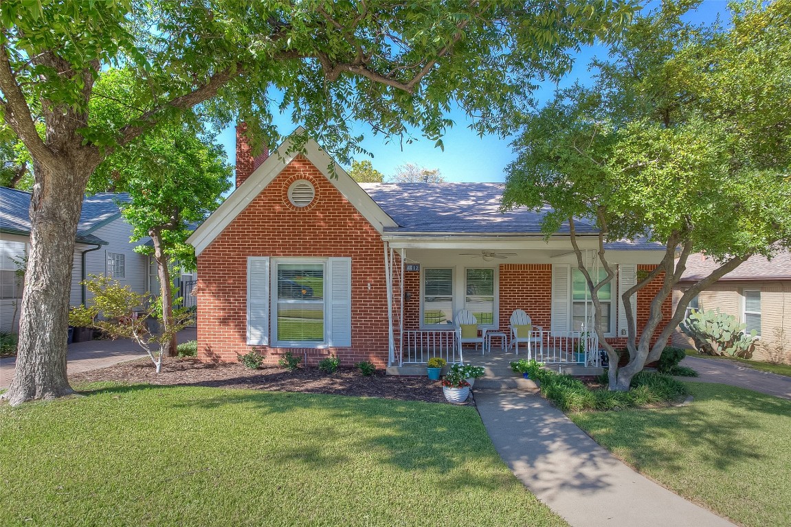 4412 Pershing Avenue Fort Worth TX 76107
