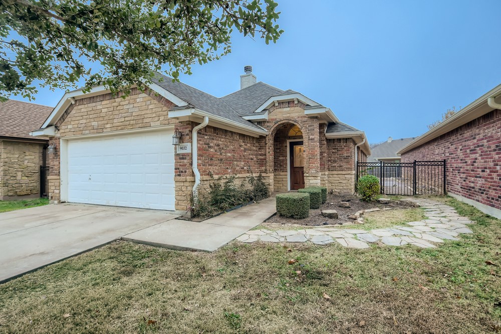 9032 Racquet Club Drive Fort Worth TX 76120
