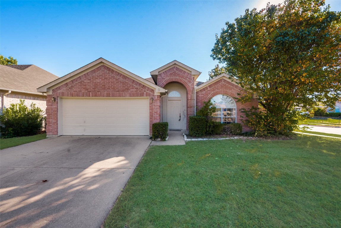 6721 Canyon Creek Drive Arlington TX 76001
