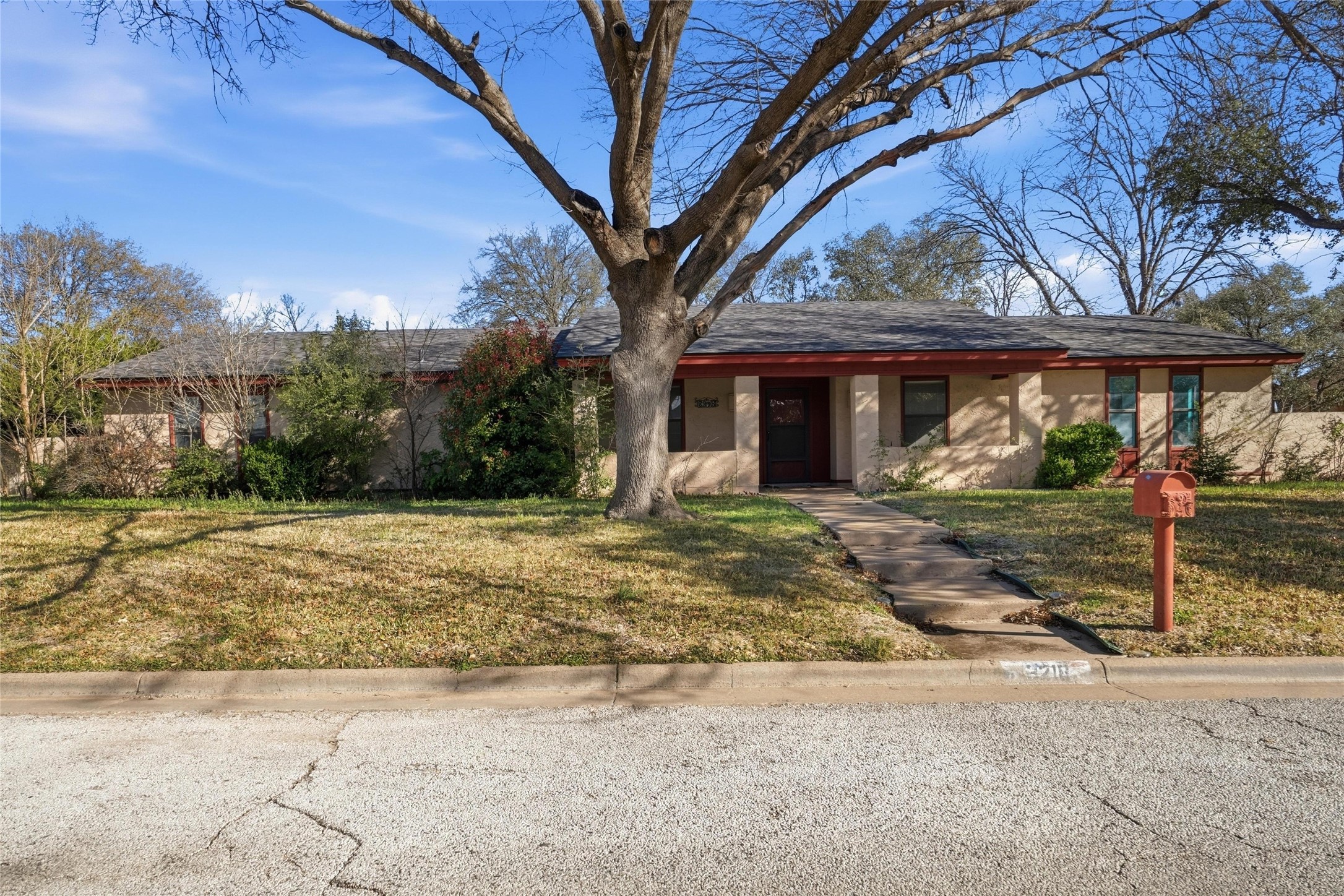 3218 Woodlake Drive Abilene TX 79606