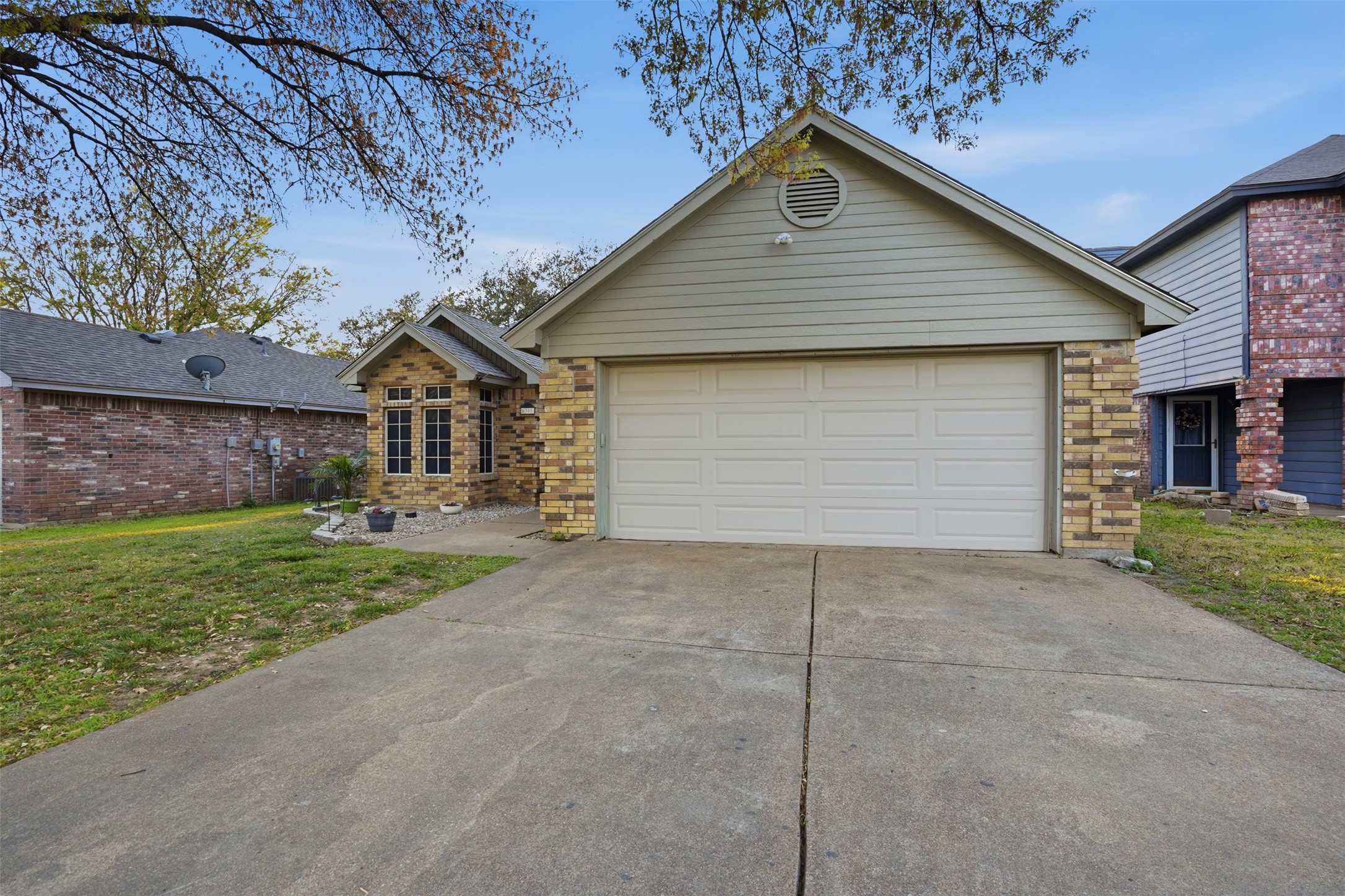 6305 Longmont Trail Fort Worth TX 76179