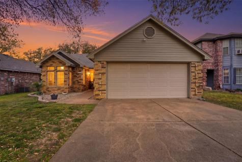 6305 Longmont Trail Fort Worth TX 76179