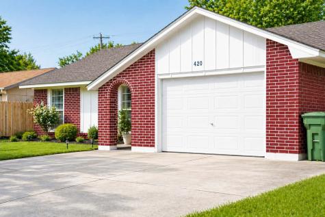 420 Price Drive Lewisville TX 75067