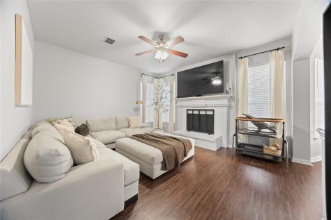 2842 Alcot Lane Grand Prairie TX 75052