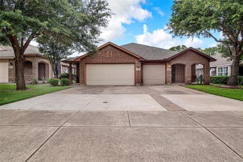 2409 Ravenwood Court Mansfield TX 76063
