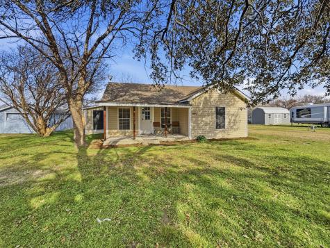 604 N Pecan Avenue Hubbard TX 76648