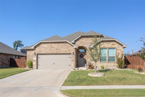 1705 Swale Lane Granbury TX 76049