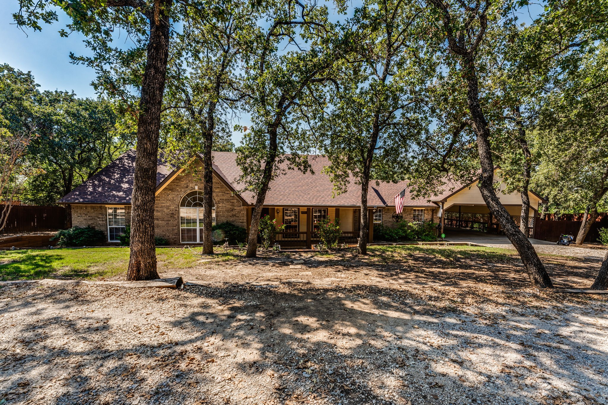 132 Oak Trail Burleson TX 76028