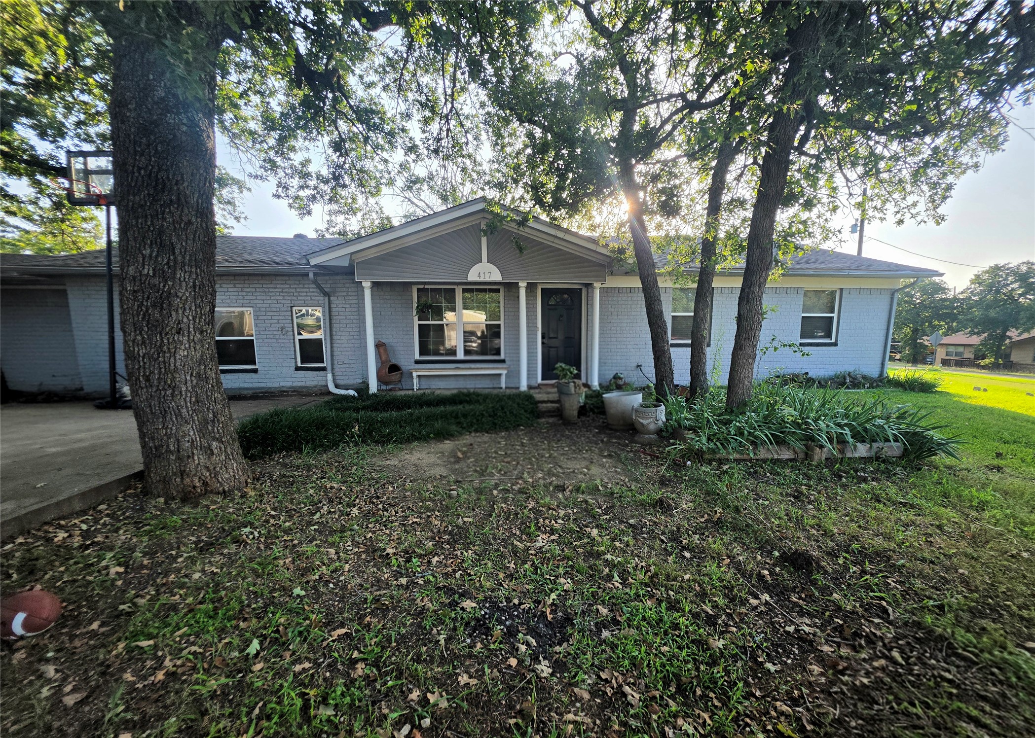 417 Cedarwood Street Azle TX 76020