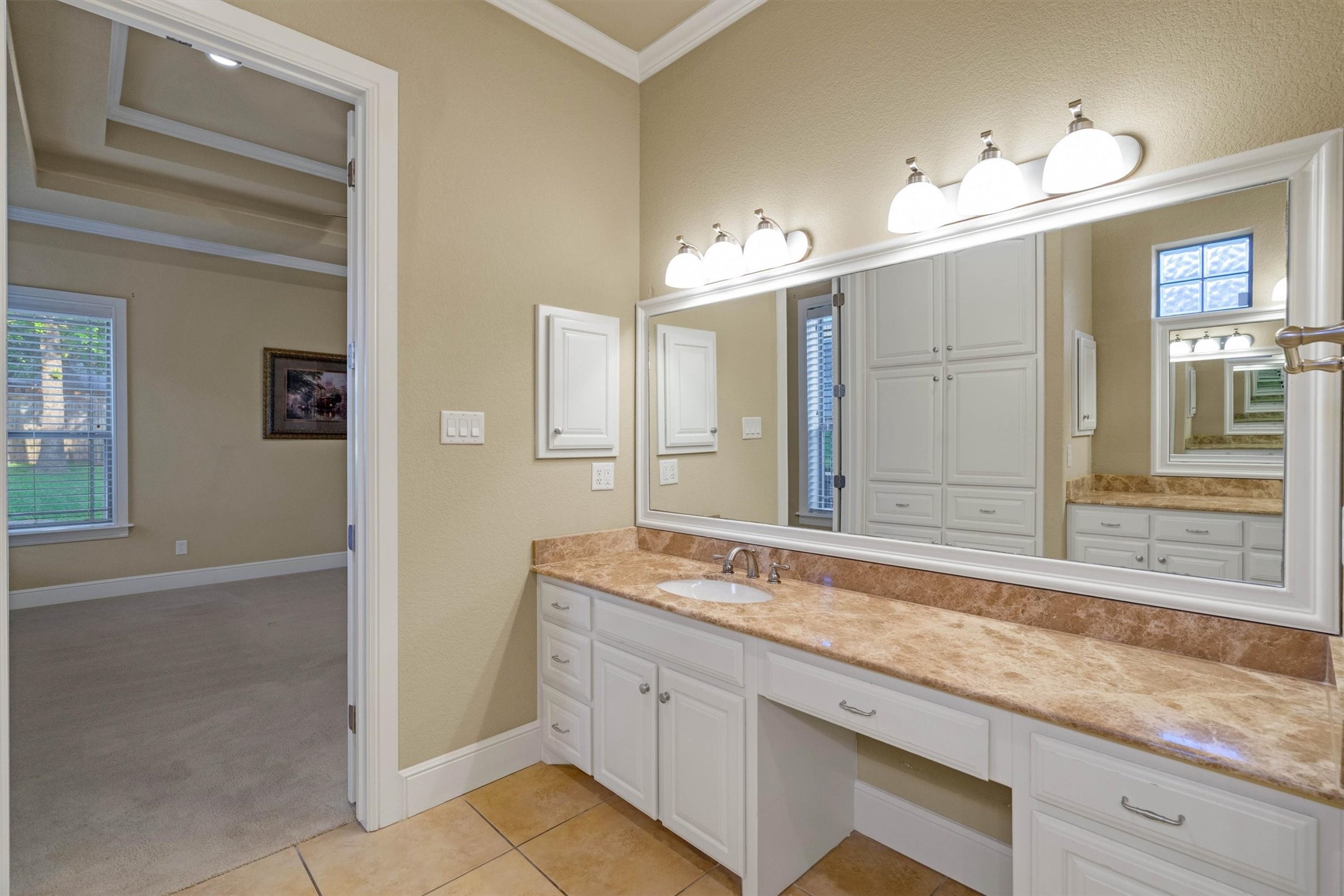 8120 Belmont Court North Richland Hills TX 76182