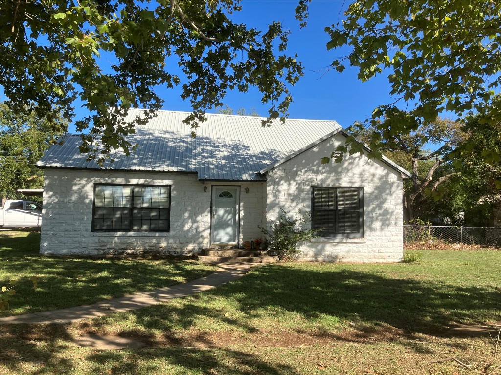 516 N Main Street Cross Plains TX 76443