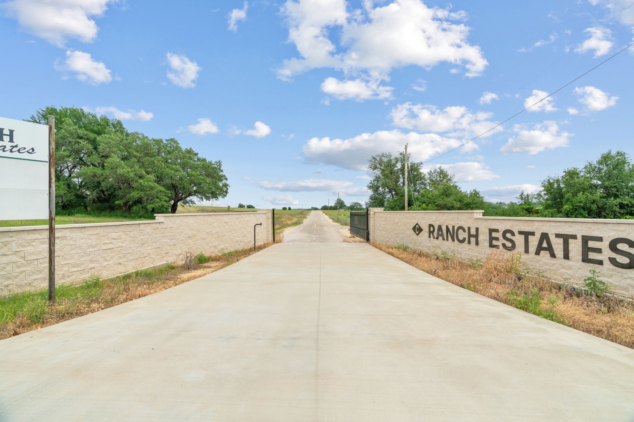 400 Round Up Court Stephenville TX 76401