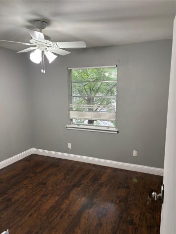 12404 Sunland Street Dallas TX 75218