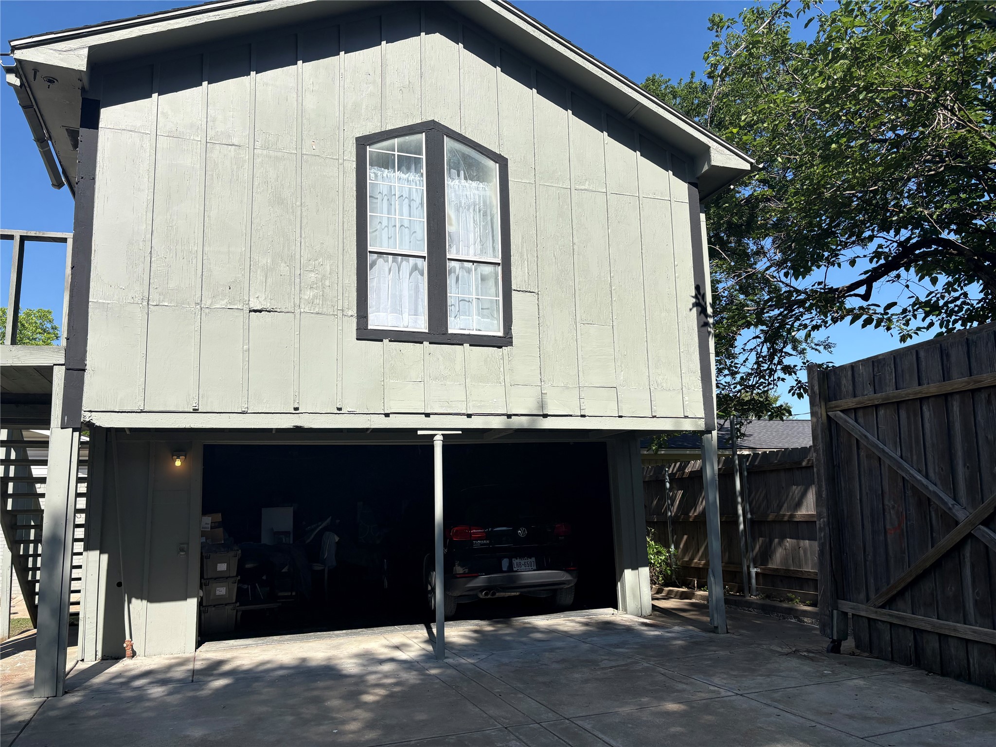 12404 Sunland Street Dallas TX 75218