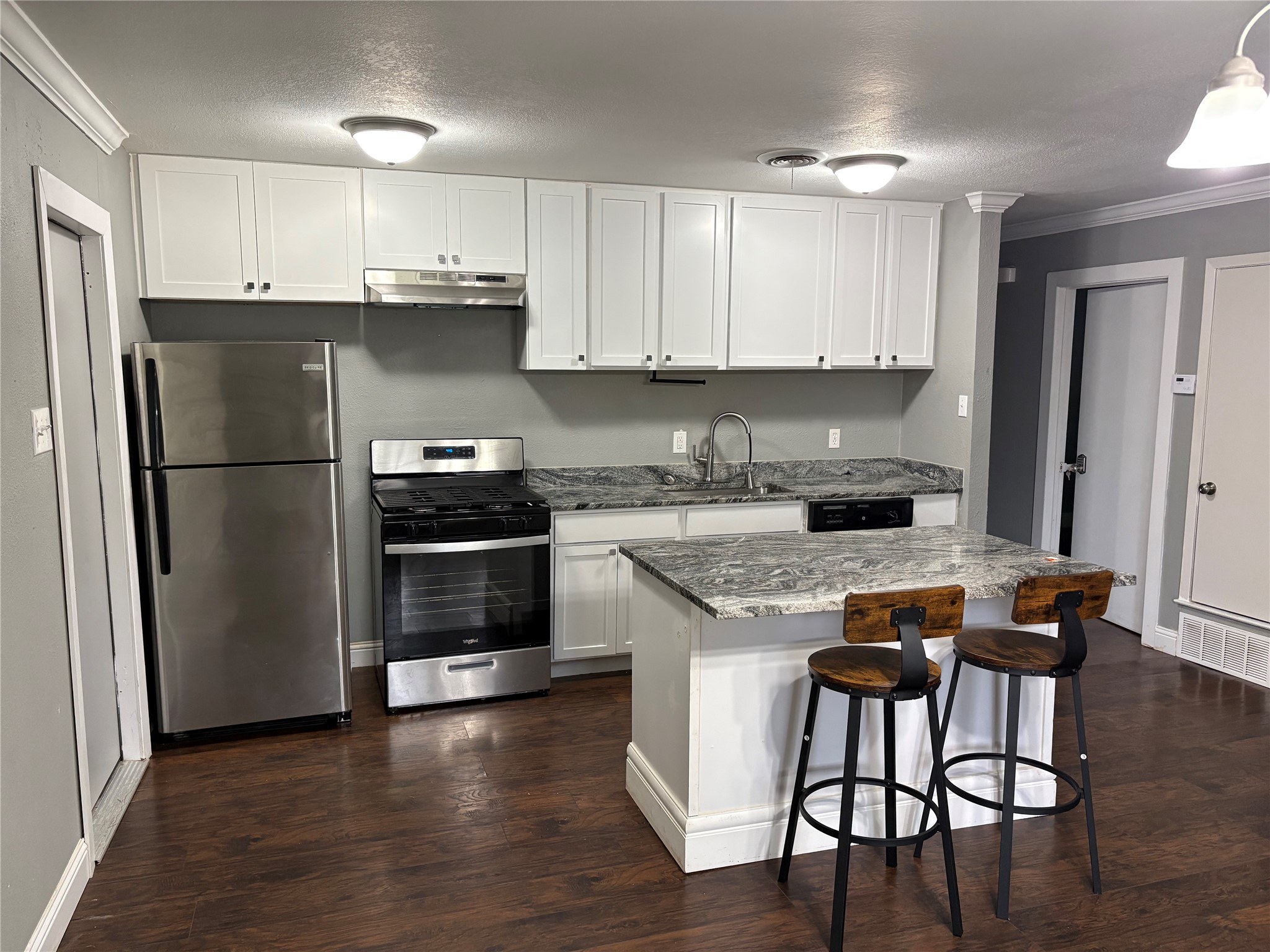 12404 Sunland Street Dallas TX 75218