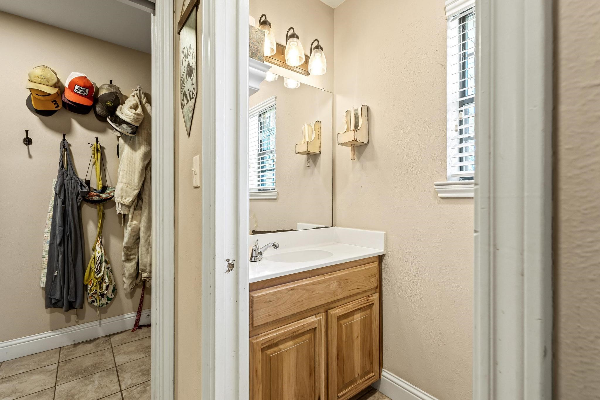 2321 County Road 2100 Ivanhoe TX 75447