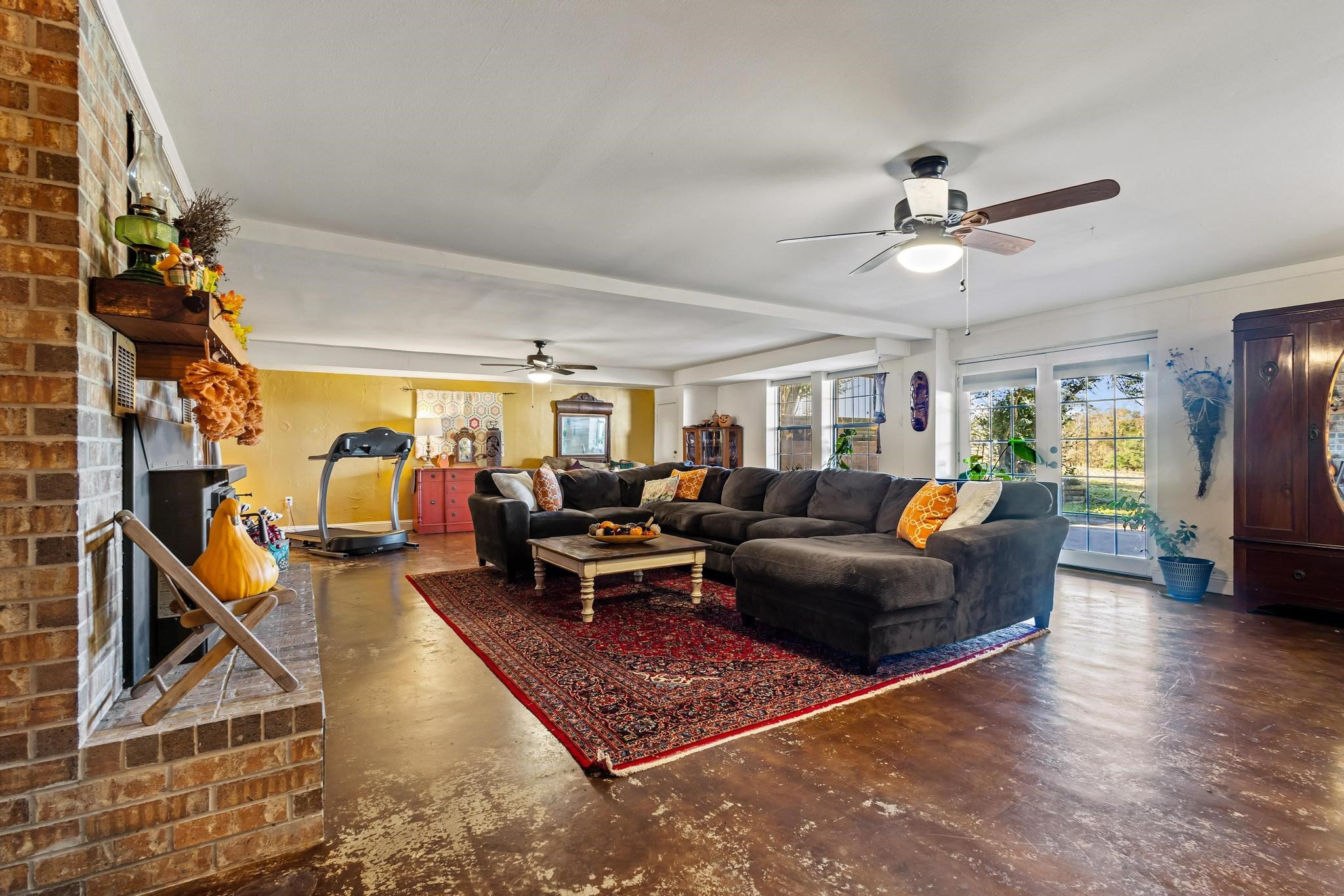 2321 County Road 2100 Ivanhoe TX 75447