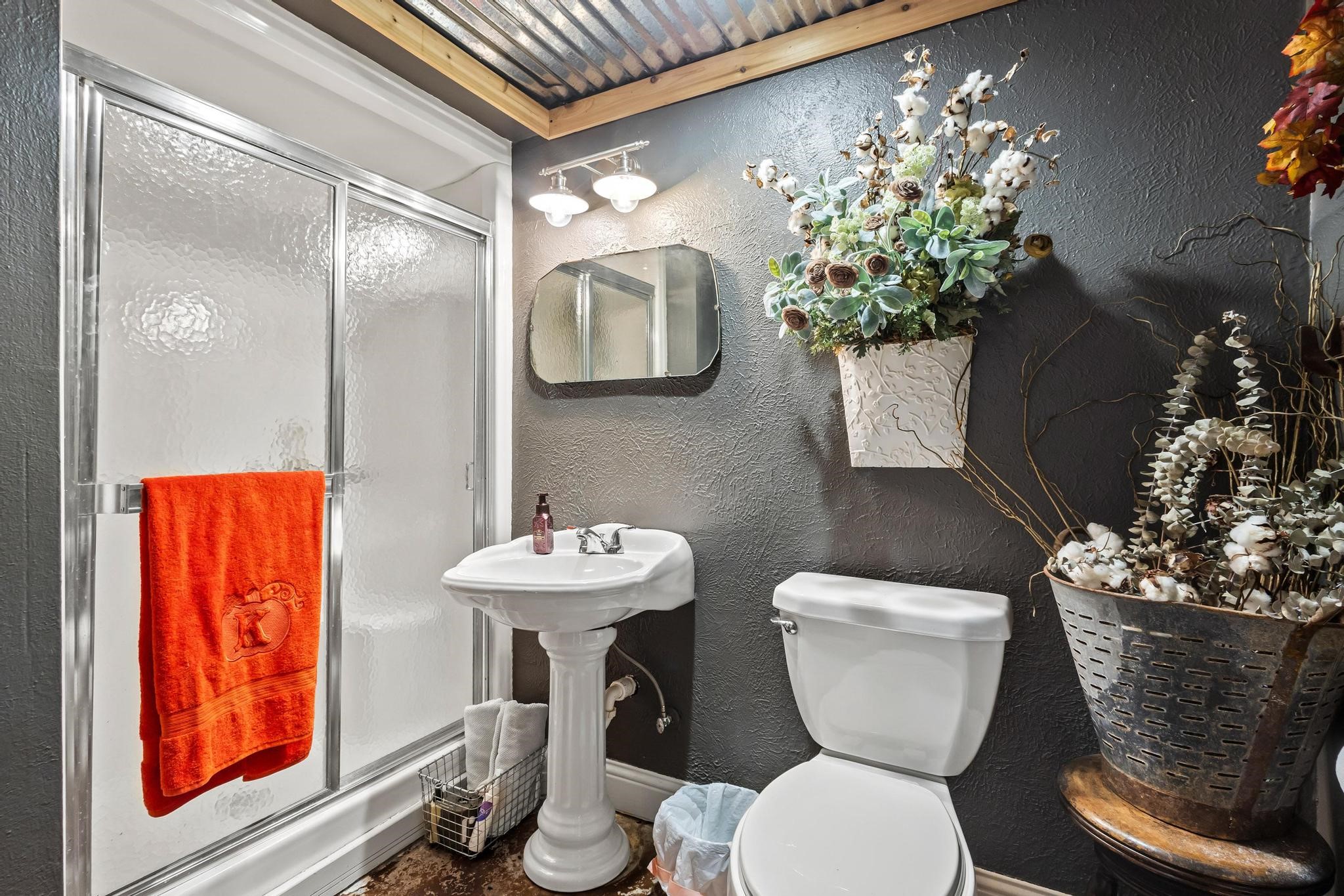 2321 County Road 2100 Ivanhoe TX 75447