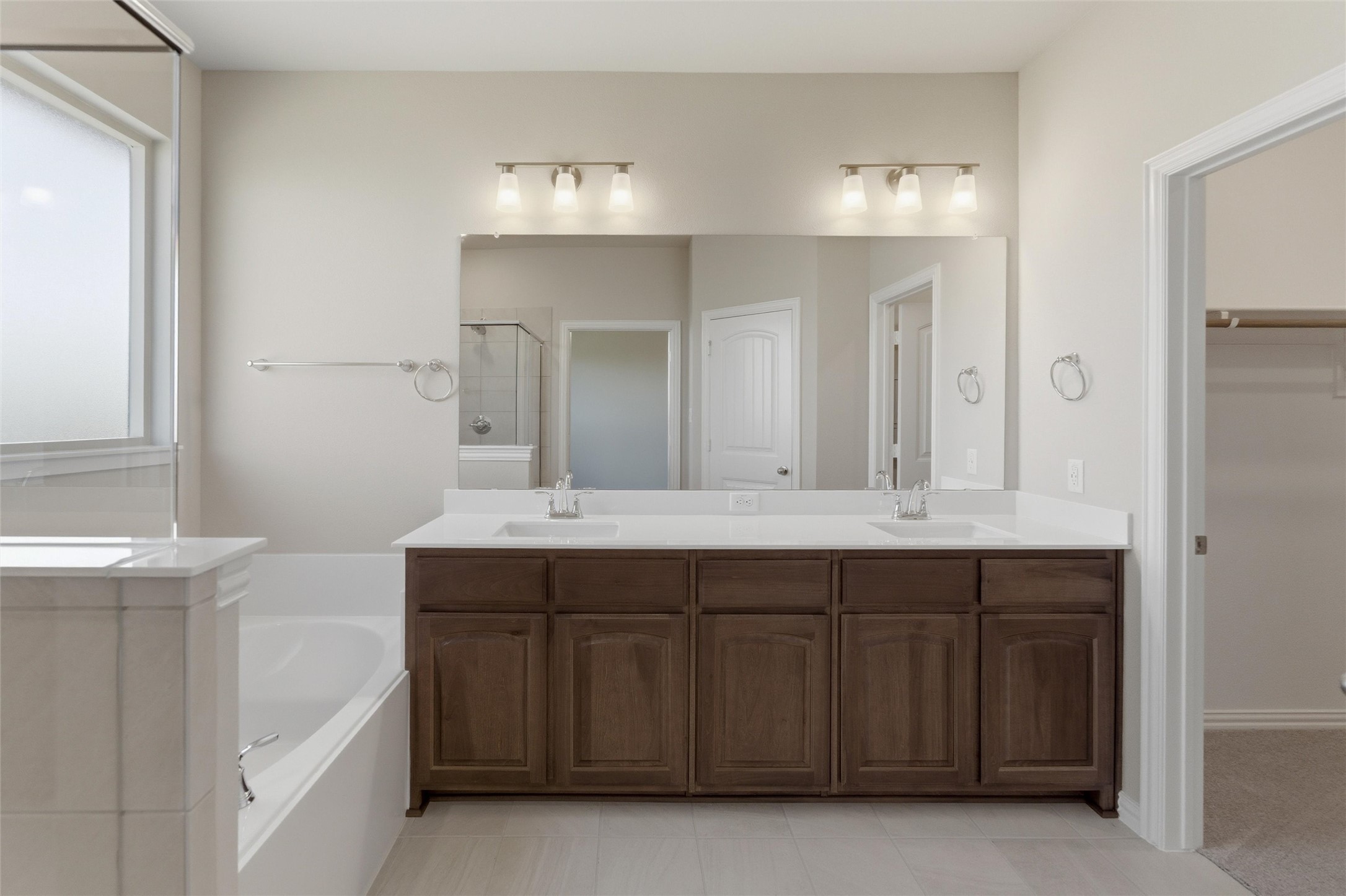 1229 Sabine River Lane Springtown TX 76082