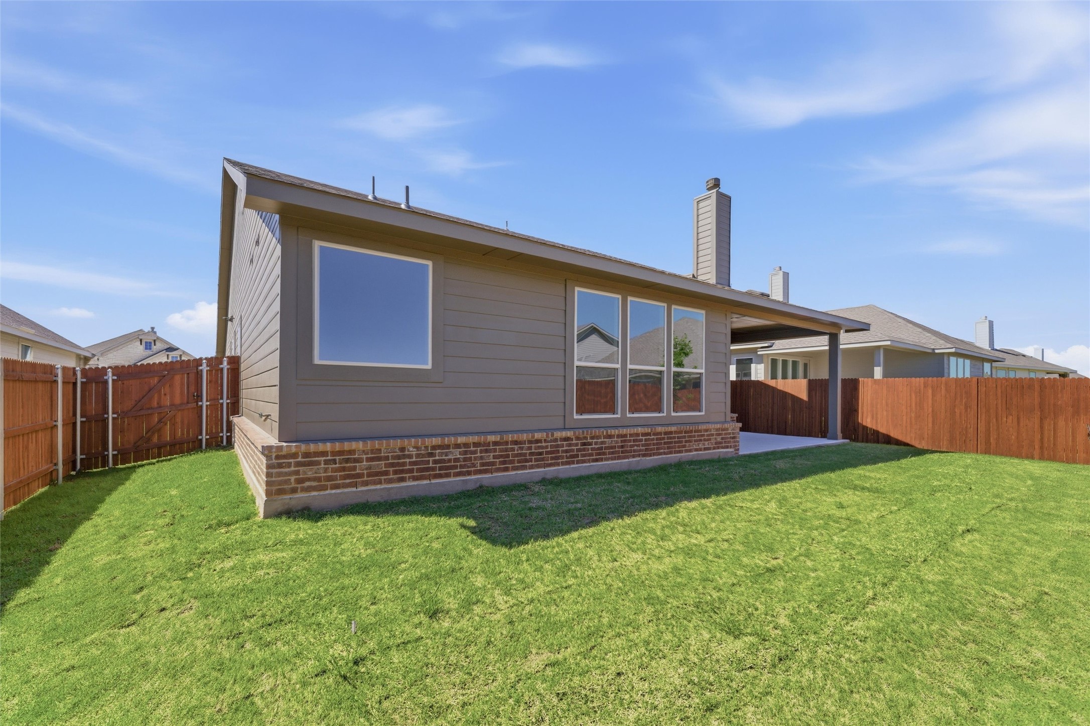 1229 Sabine River Lane Springtown TX 76082